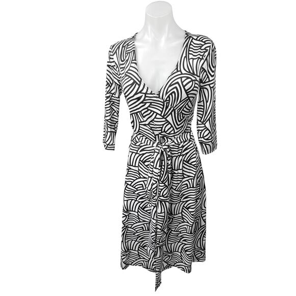 Patty Boutik Black White Abstract Print Faux Wrap 3/4 Sleeve Midi A-Line Dress S - Picture 1 of 5
